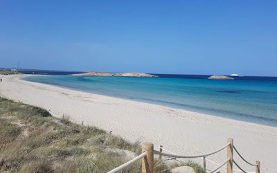 Wandern und Yoga Ibiza